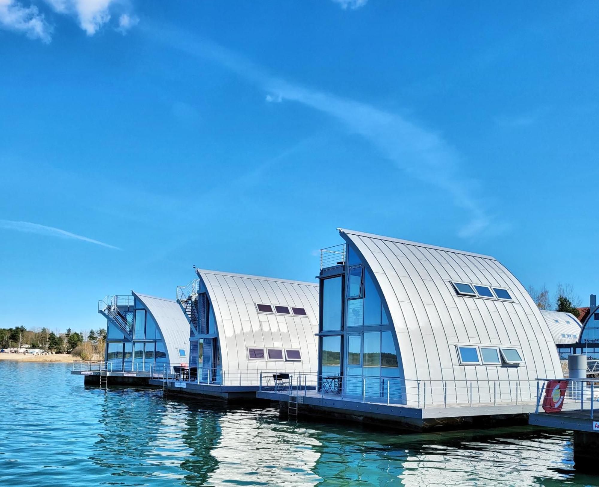 Schwimmende Ferienwohnung Sundowner Elsterheide 외부 사진
